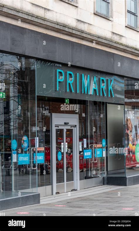 primark stores southampton.